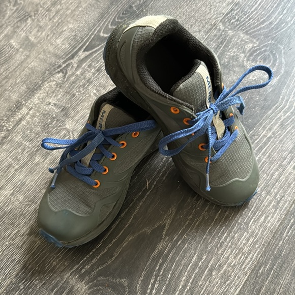 Merrill boys shoes - Picture 5 of 8